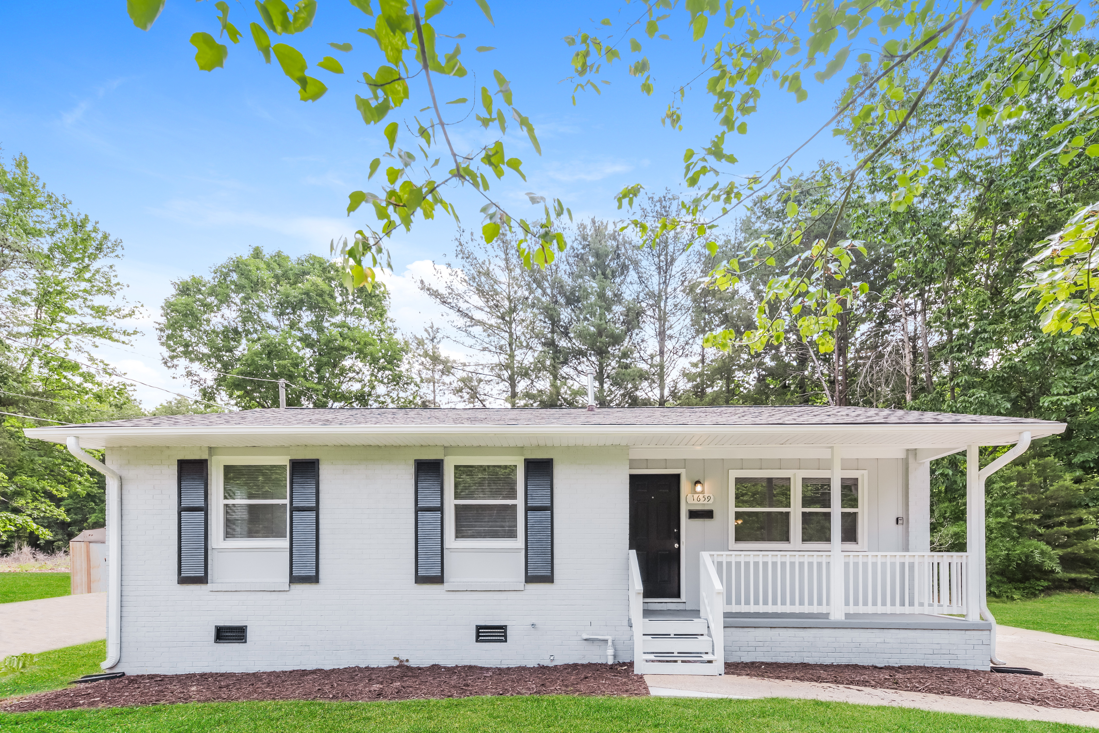 1659 Marble St Winston-Salem, NC 27107